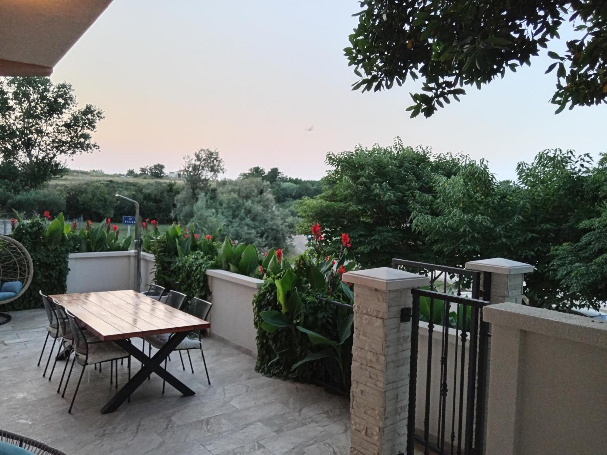 Seaview Holiday Apartments, Ventura Nin Luaran gambar