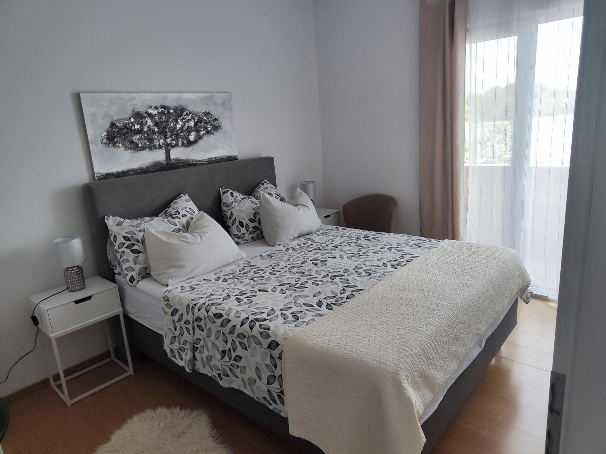 Seaview Holiday Apartments, Ventura Nin Bilik gambar